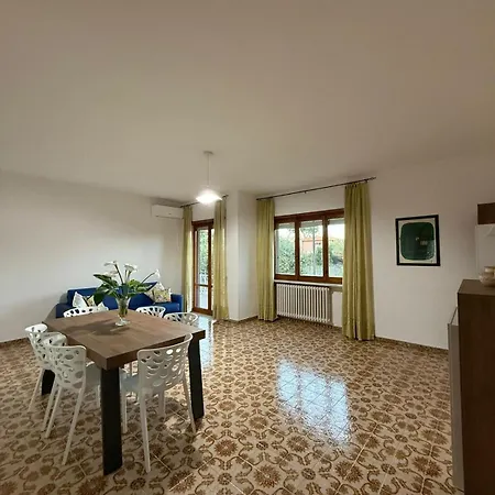 Lemon House Formia