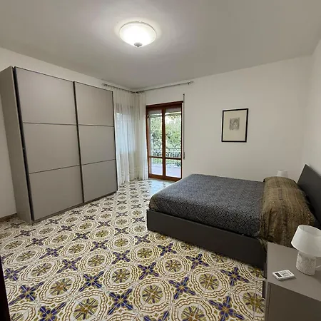 Lemon House Formia Geata